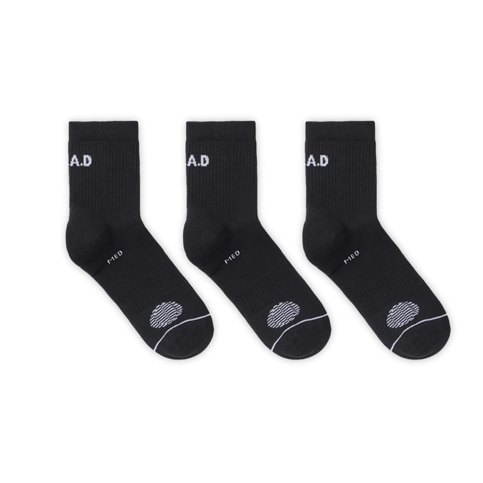 SHORTIE SOCK TRIPLE PACK BLACK at R.A.D® UK - Performance Socks . 04_shortblack_globe
